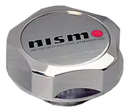 Víčko oleje s nápisem Nismo pro vozy Nissan Výprodej