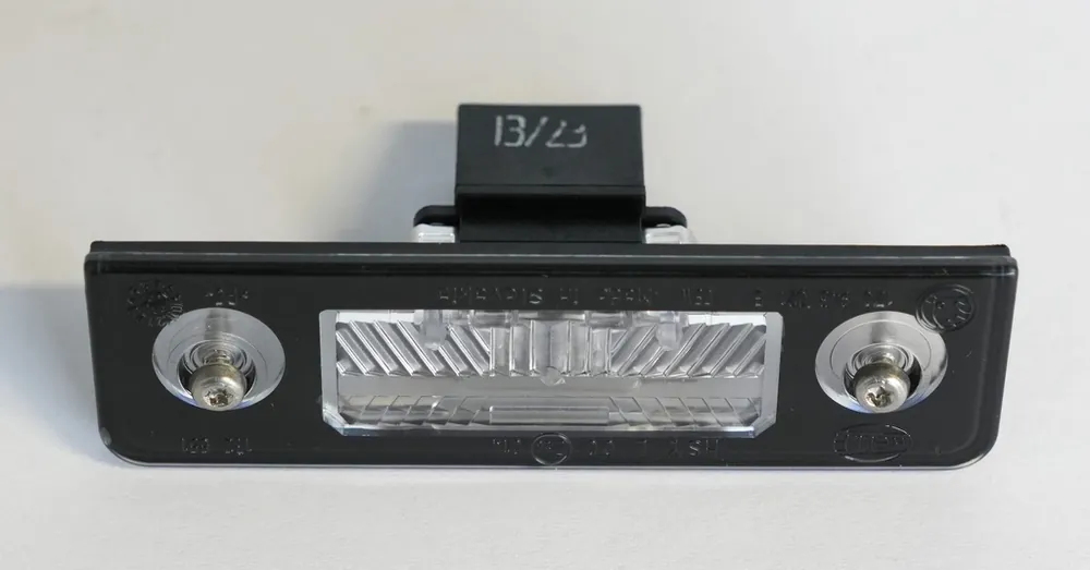 Odeslání Ihned Osvětlení SPZ 1Z0943021B - originál