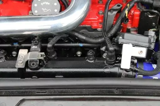 Zajišťovací svorky pro MAP sensor a brzdové podtlakové vedení Renault Megane 225/230 Cenově Výhodný