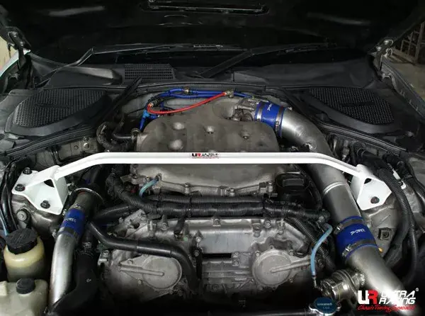 Doprava Zdarma Rozpěrná tyč Ultra Racing Nissan 350Z Z33 (02-08) - přední horní