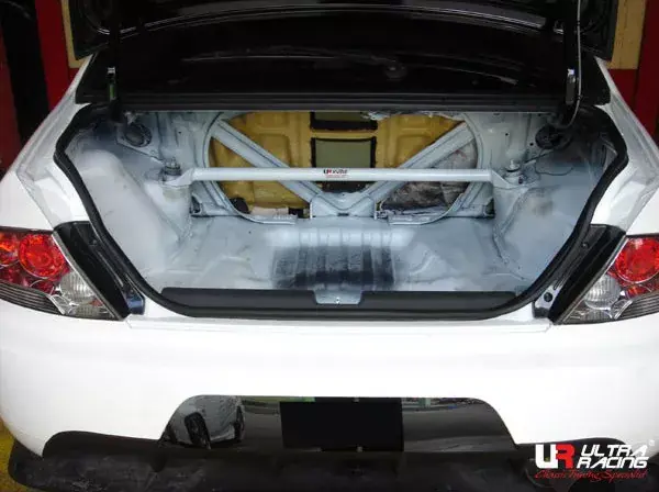 Rozpěrná tyč Ultra Racing Mitsubishi Lancer Evo 7/8/9 - zadní horní Must-Have