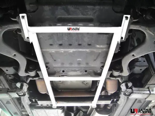 Finální Výprodej Rozpěrná tyč Ultra Racing Land Rover Range Rover Sport V8 4.4 (05-) - přední spodní H výztuha