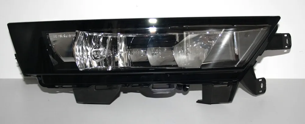 PP mlhové světlo Škoda Rapid facelift 5JA941700D - Hella Odeslání Ihned