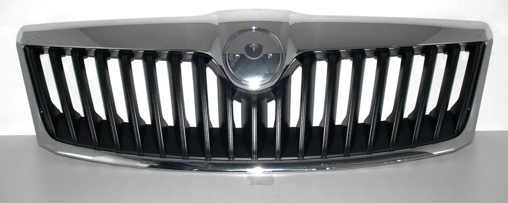 Poslední Šance Maska kapoty Škoda Octavia II facelift 1Z0853668A - originál - použitá