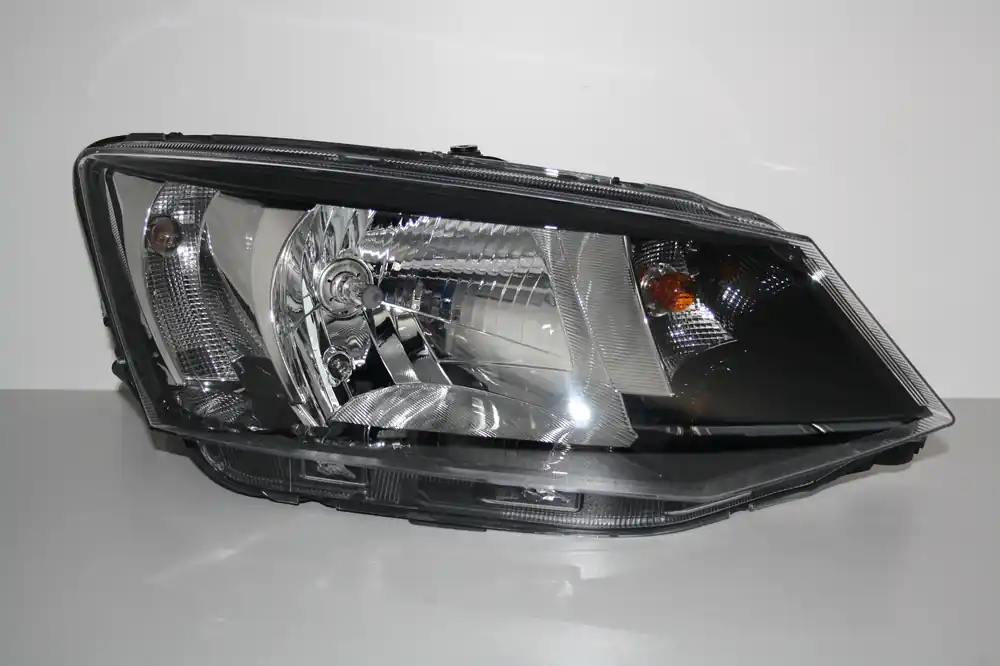 Horká Nabídka Světlomet pravý přední H4 - Fabia III 6V1941016 - valeo