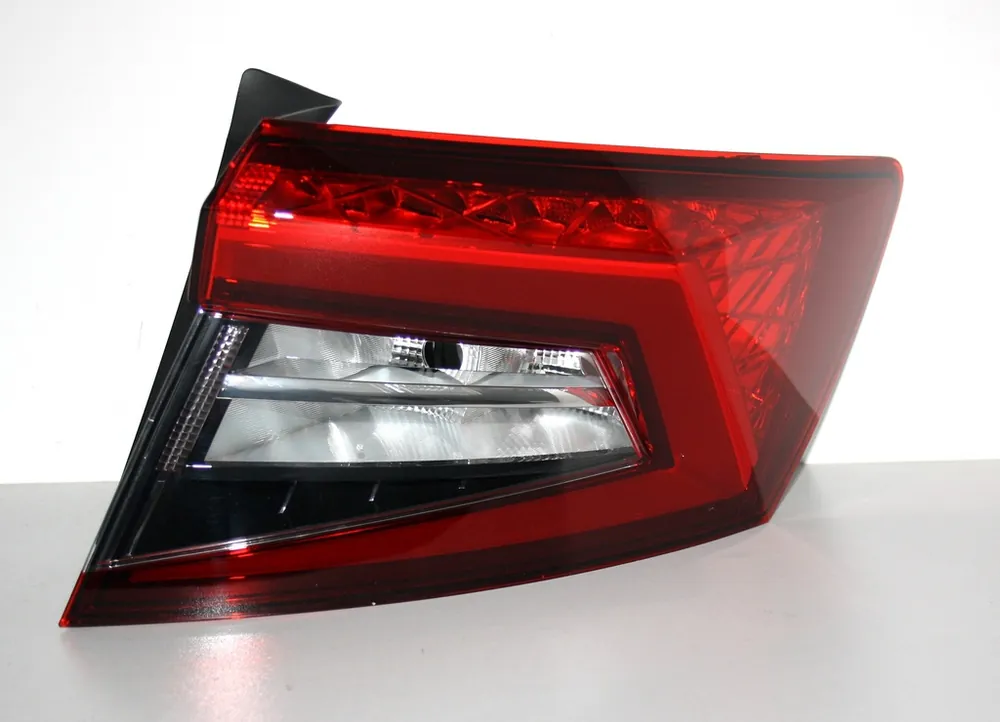 Super Cena Světlo PZ vnější LED Karoq 57A945712 - Autopal