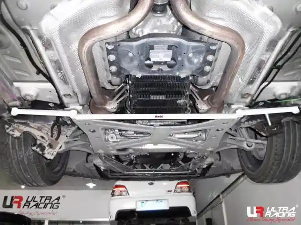 Rozpěrná tyč Ultra Racing Porsche Panamera 970 3.6 V6 (09-) - přední spodní Novinka