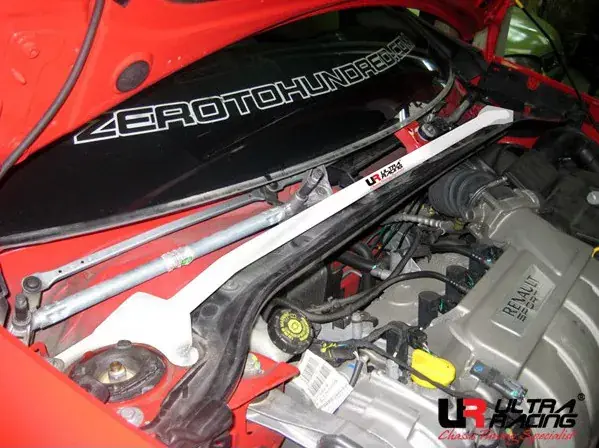 Rozpěrná tyč Ultra Racing Renault Clio Mk3 (05-12) - přední spodní H výztuha Časově Omezené