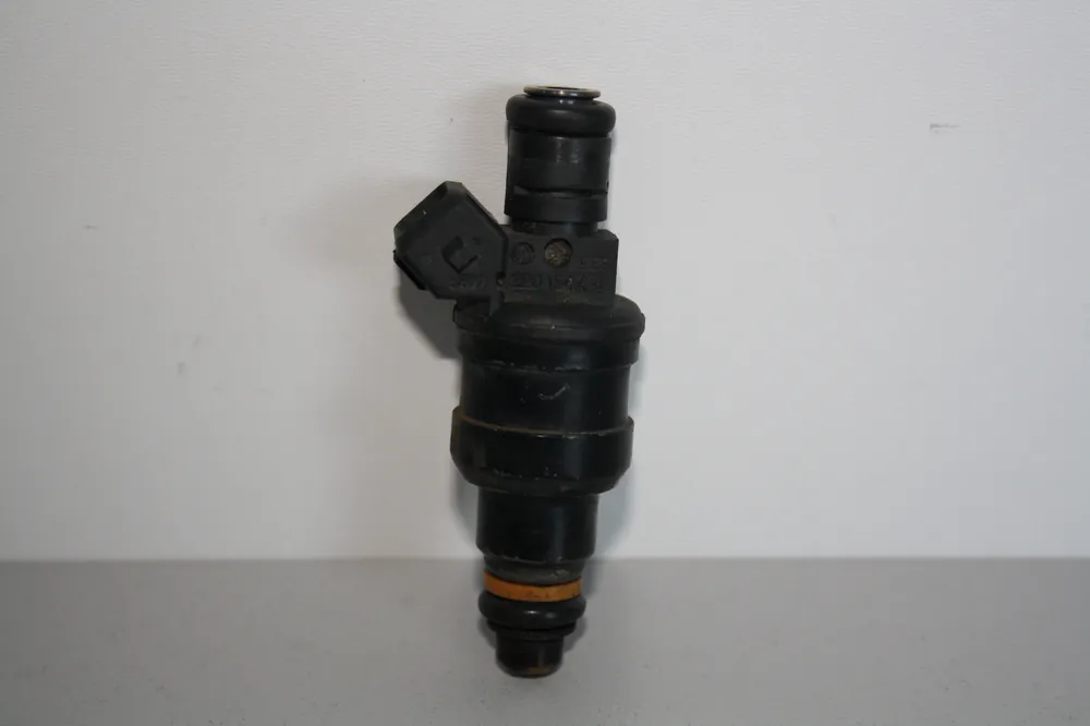 Vstřikovací ventil 06A906031 pro 1.8 turbo - použitý Bezpečná Platba
