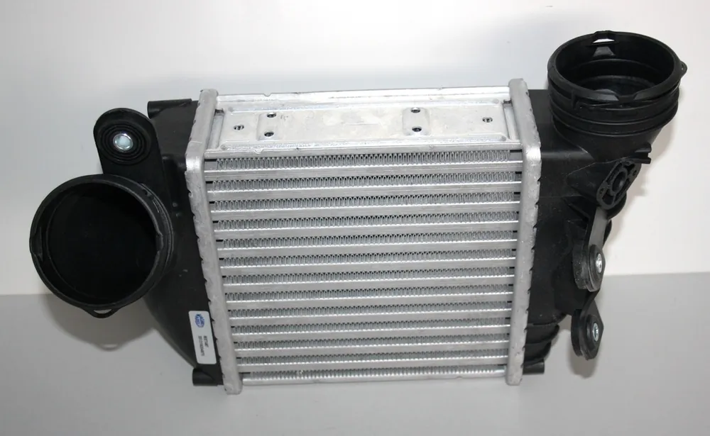 Chladič nasávaného vzduchu Octavia I 1.9 TDI-PD 74kW 1J0145803N - MM Nová Kolekce