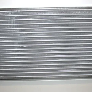 Zlevněný Chladič vody 650x320x24 5Q0121251EC - Hella-Behr