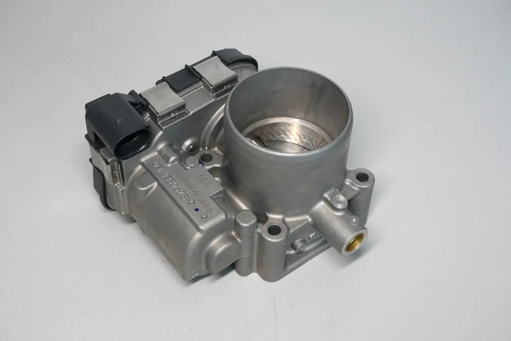 Klapka škrtící sání 1.2 1.4 TSI 03F133062B - Originál Časově Omezené