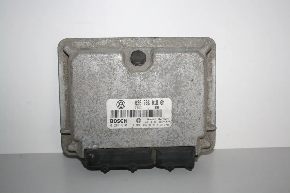 Jednotka motoru 038 906 018 GM - použitá Akční Cena