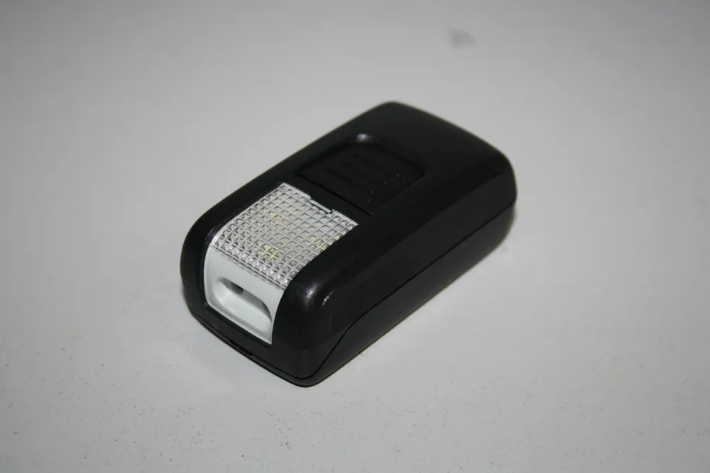 Originální svítilna kapesní magnetická do vozů Škoda Superb - žluté světlo Bezpečná Platba