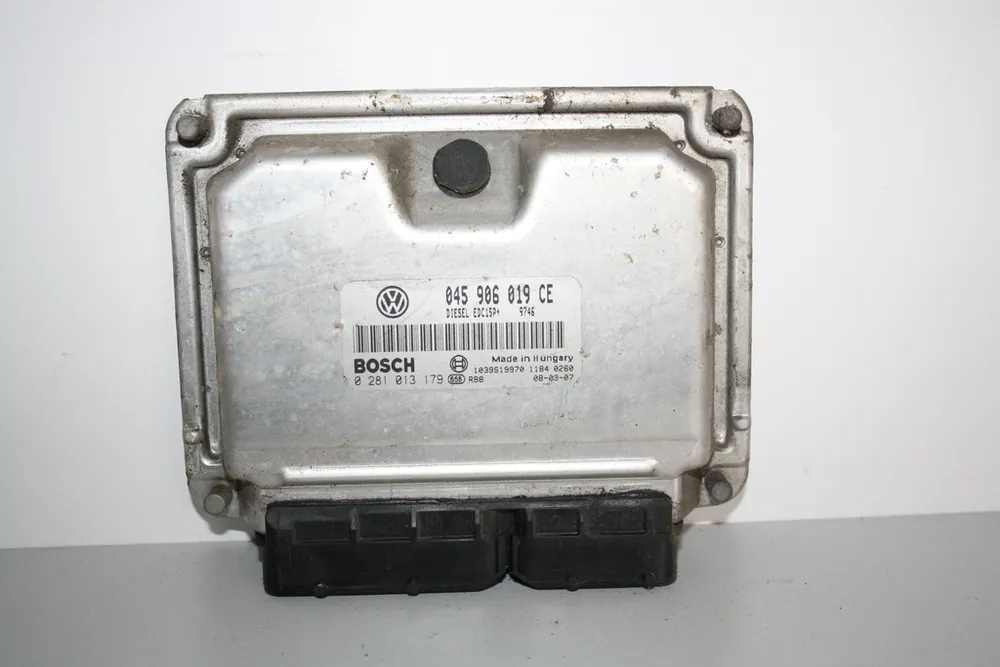 Omezená Nabídka Jednotka motoru 045 906 019 CE