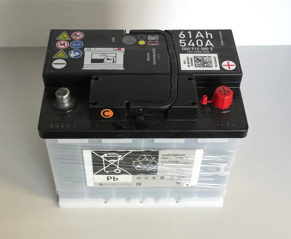 Autobaterie 12V 61Ah 540A 000915089E - ORIGINÁL Nízká Cena